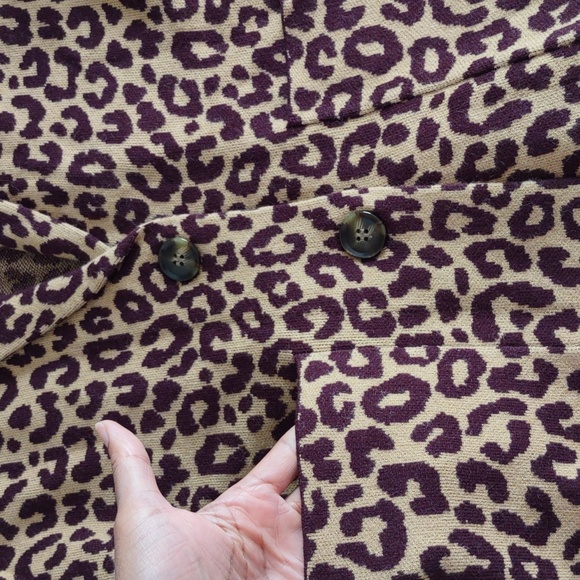 NWT Ann Taylor Size Small Animal Print Two Button Front Closure Sweater - Picture 10 of 13
